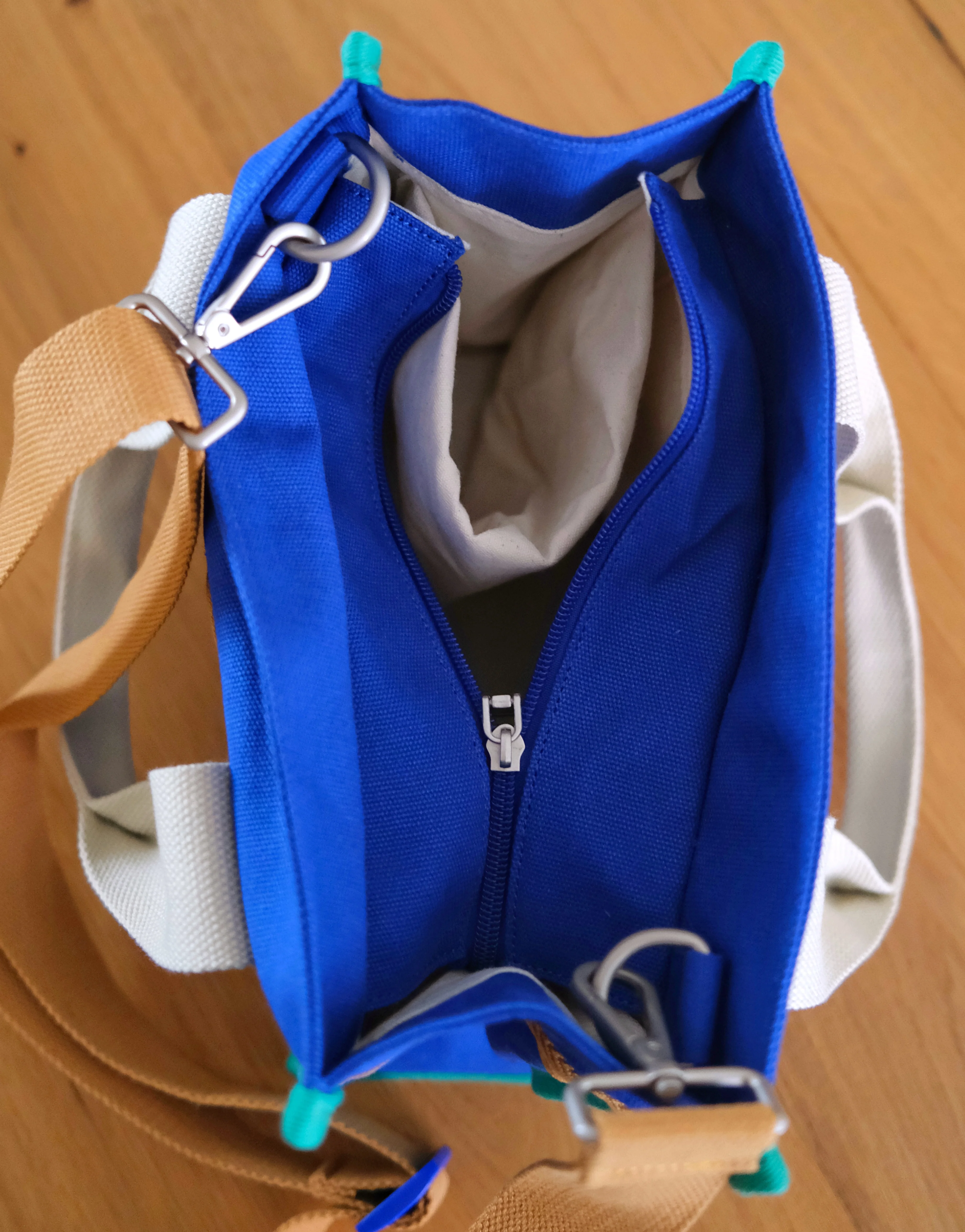 Analog No.5 Medium Tote Bag (Limited Edition) - Image 3