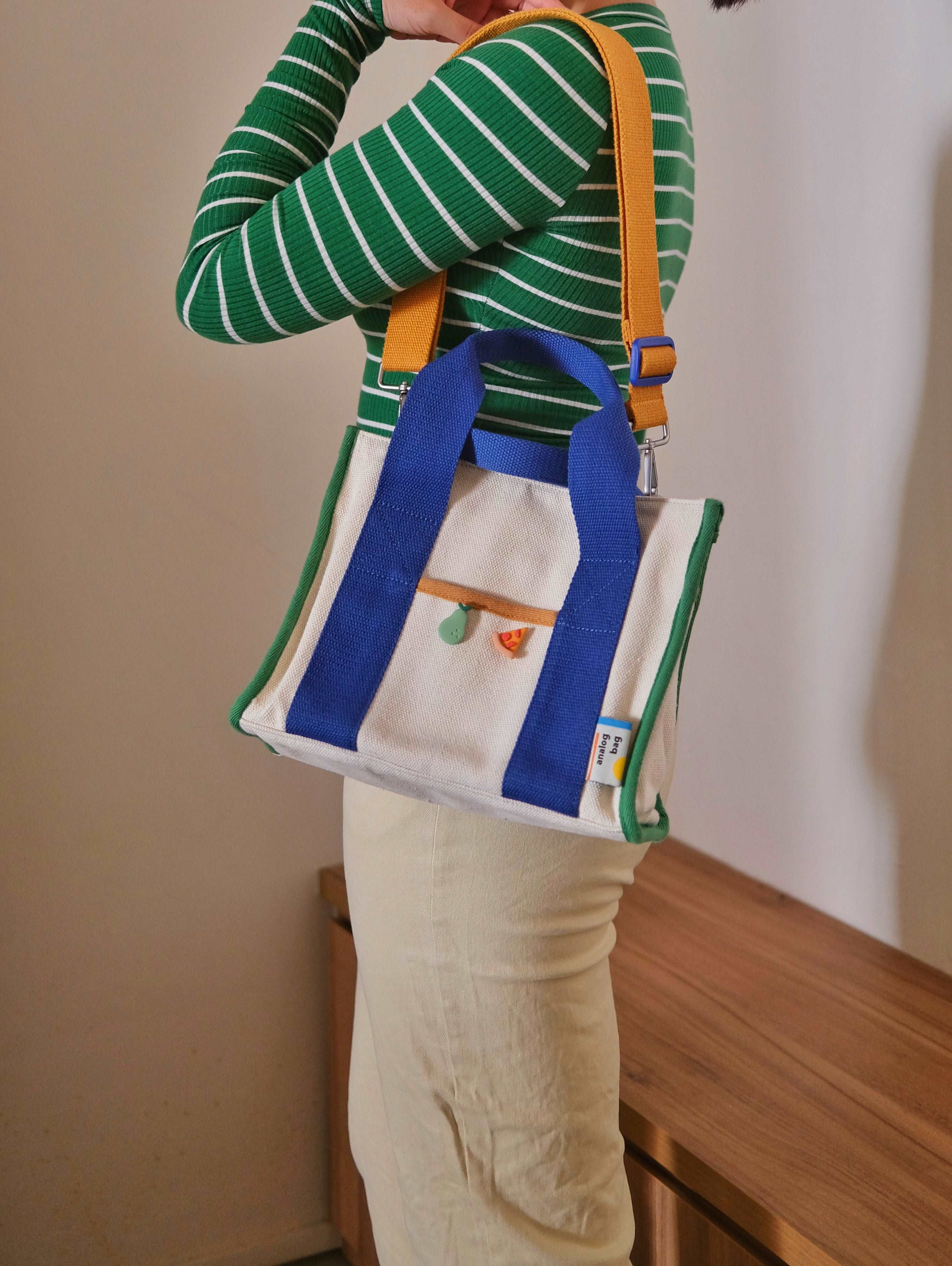 No.10 Medium Tote Bag v3 - Image 5