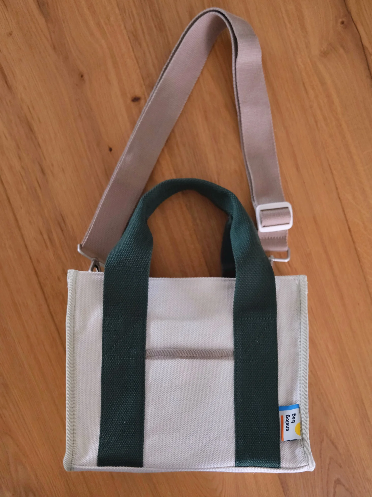 No.10 Medium Tote Bag v3 - Image 7