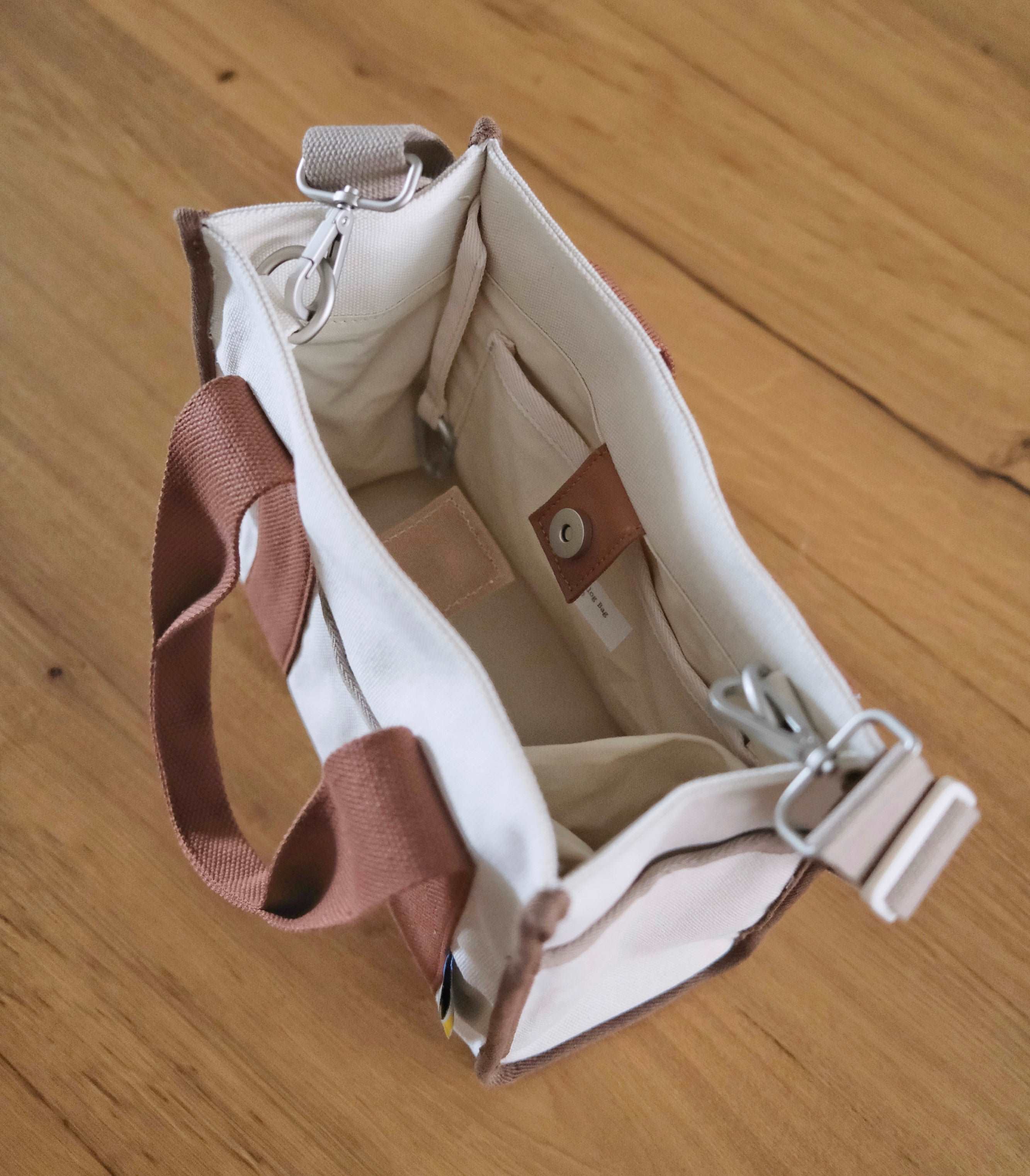 Analog No.15 Medium Tote Bag (Limited Edition) - Image 11