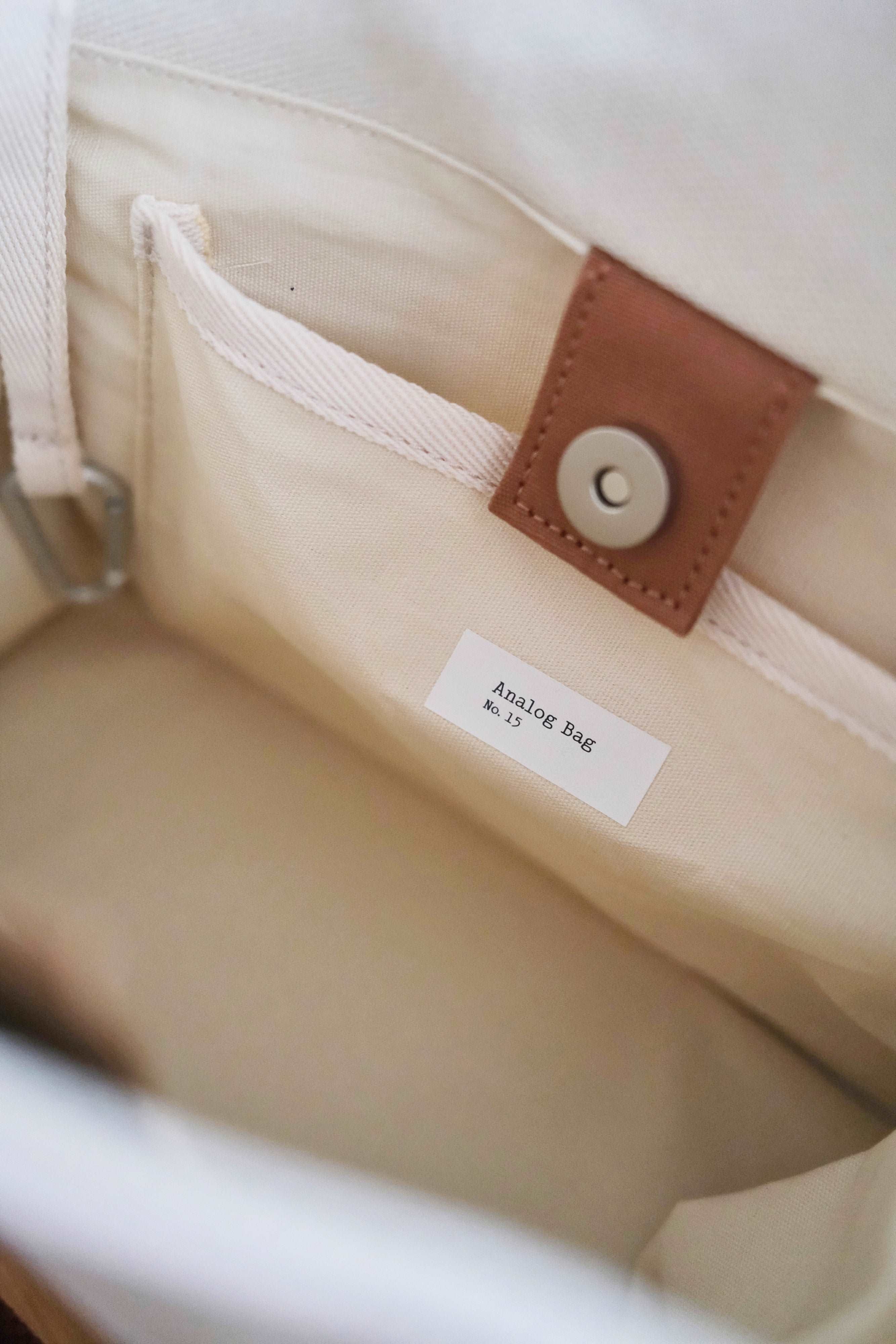 Analog No.15 Medium Tote Bag (Limited Edition) - Image 5