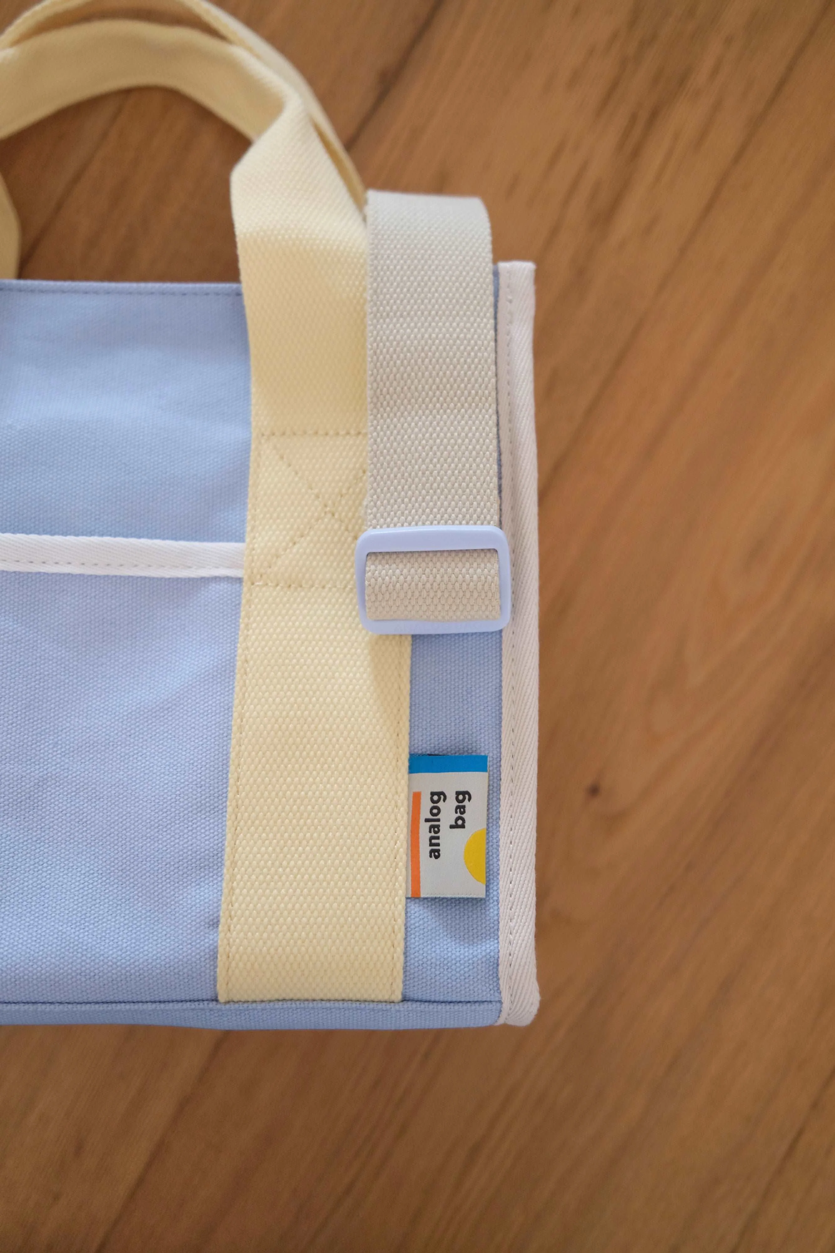 No.17 Medium Tote Bag v3 - Image 11