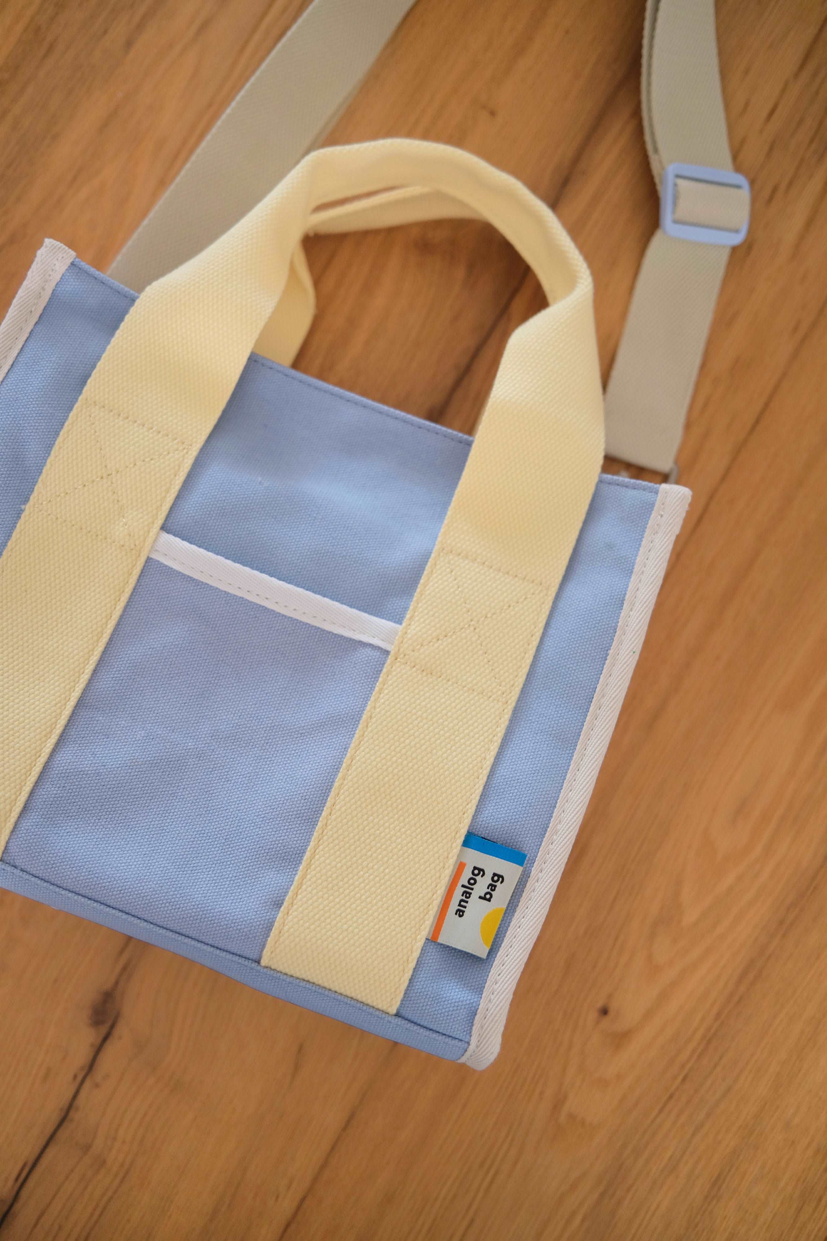 No.17 Medium Tote Bag v3 - Image 15