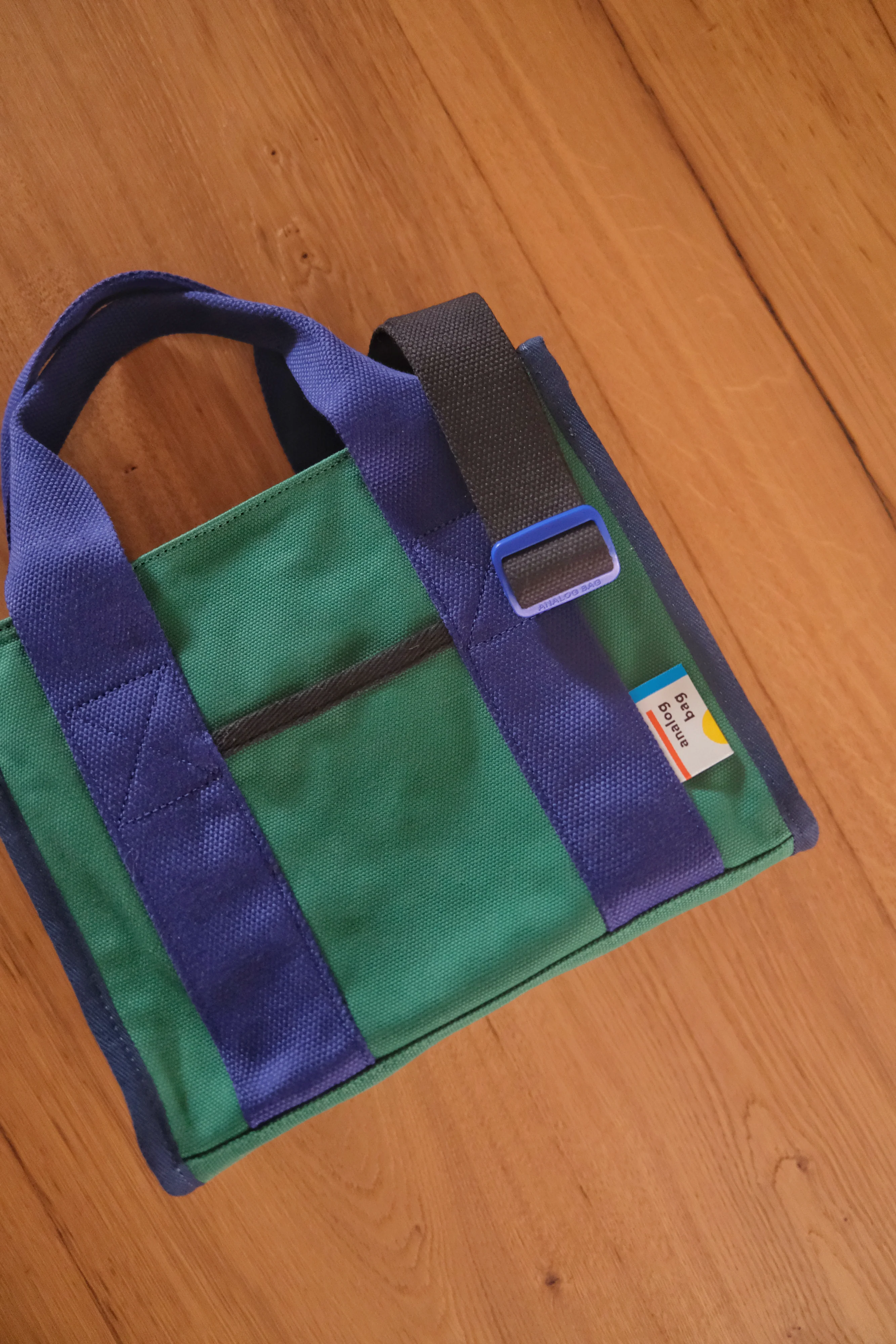 Analog No.20 Medium Tote Bag (Limited Edition) - Image 10