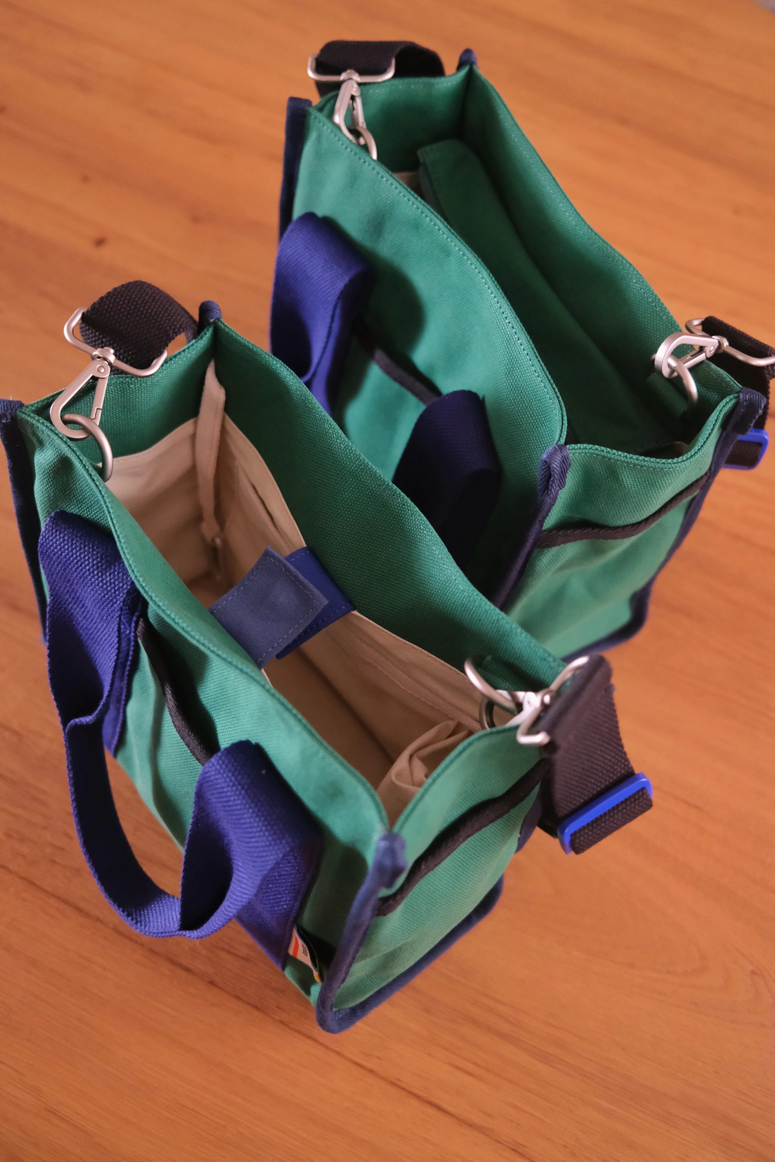 Analog No.20 Medium Tote Bag (Limited Edition) - Image 3