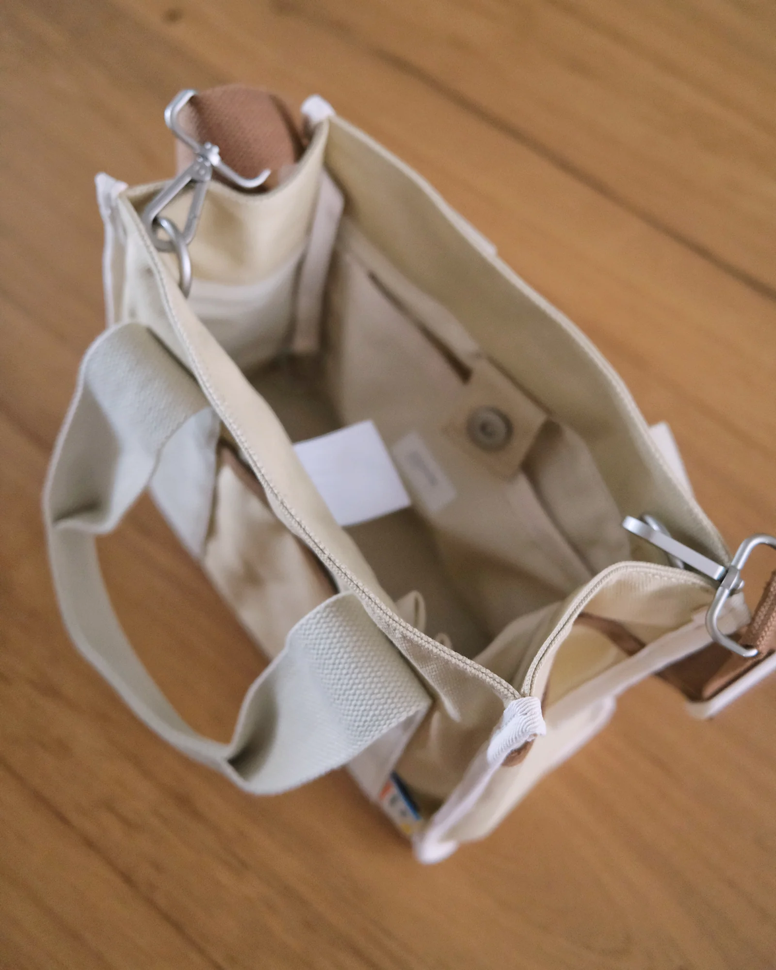 Analog No.22 Medium Tote Bag (Limited Edition) - Image 11