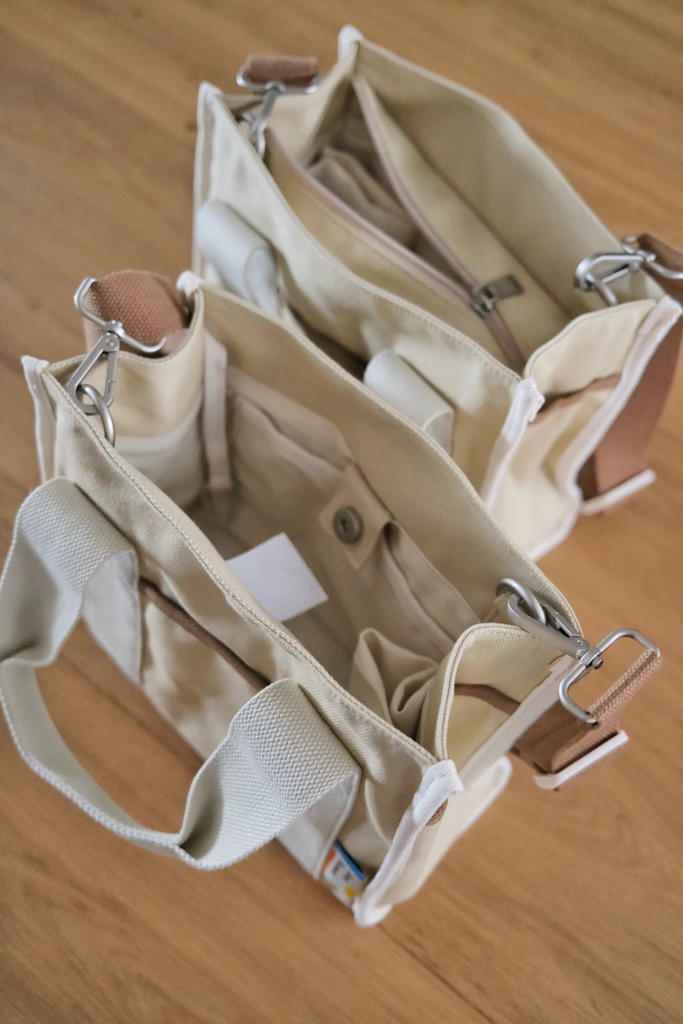 Analog No.22 Medium Tote Bag (Limited Edition) - Image 3