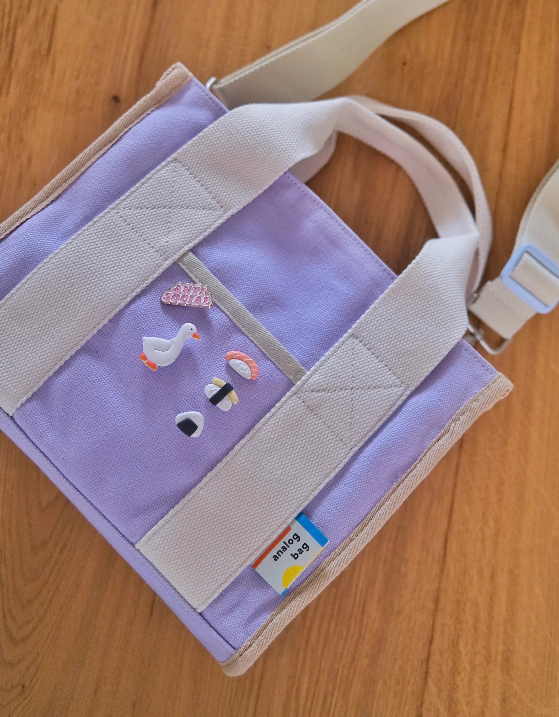 Analog No.23 Medium Tote Bag (Limited Edition) - Image 11