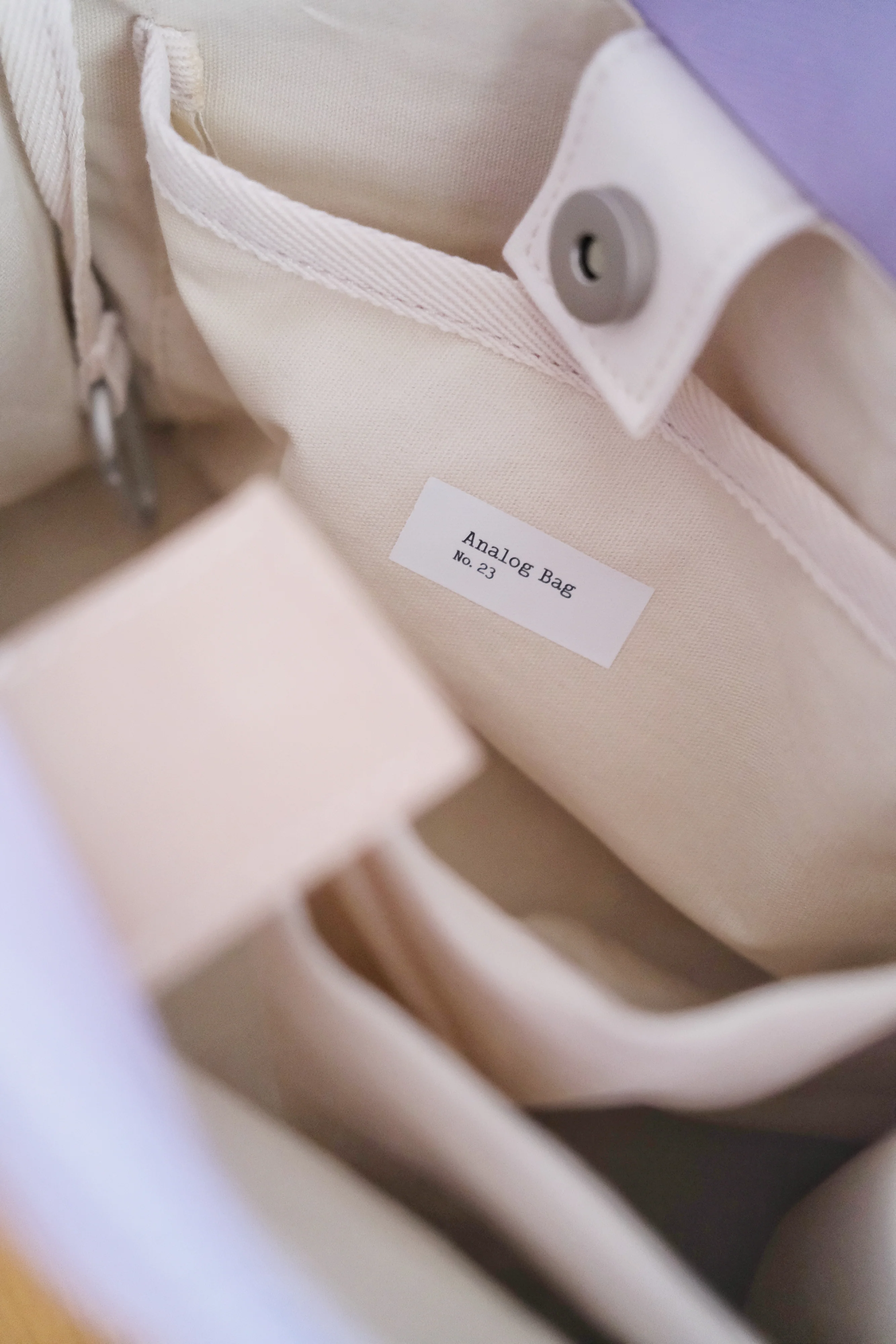 Analog No.23 Medium Tote Bag (Limited Edition) - Image 17