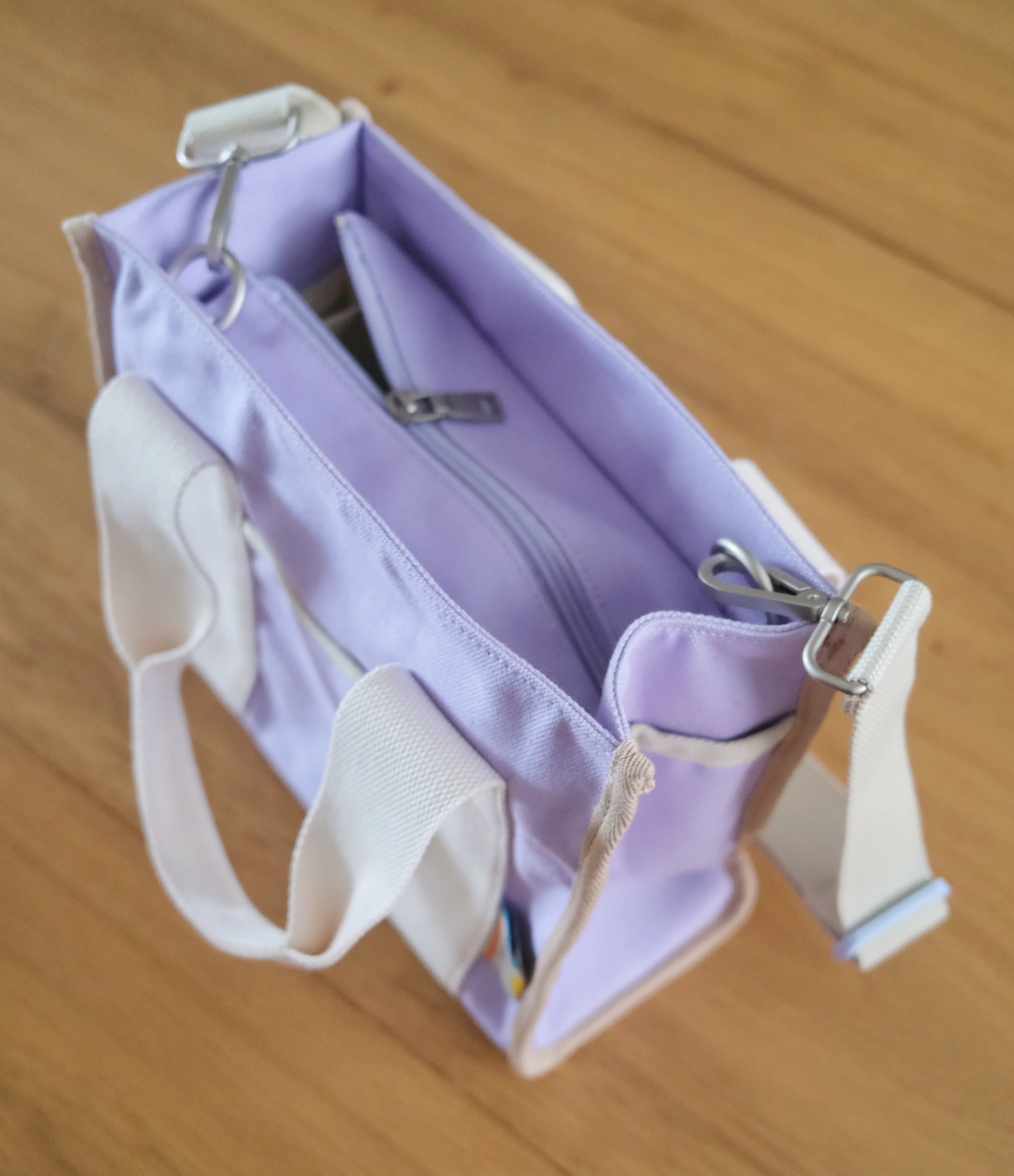 Analog No.23 Medium Tote Bag (Limited Edition) - Image 23