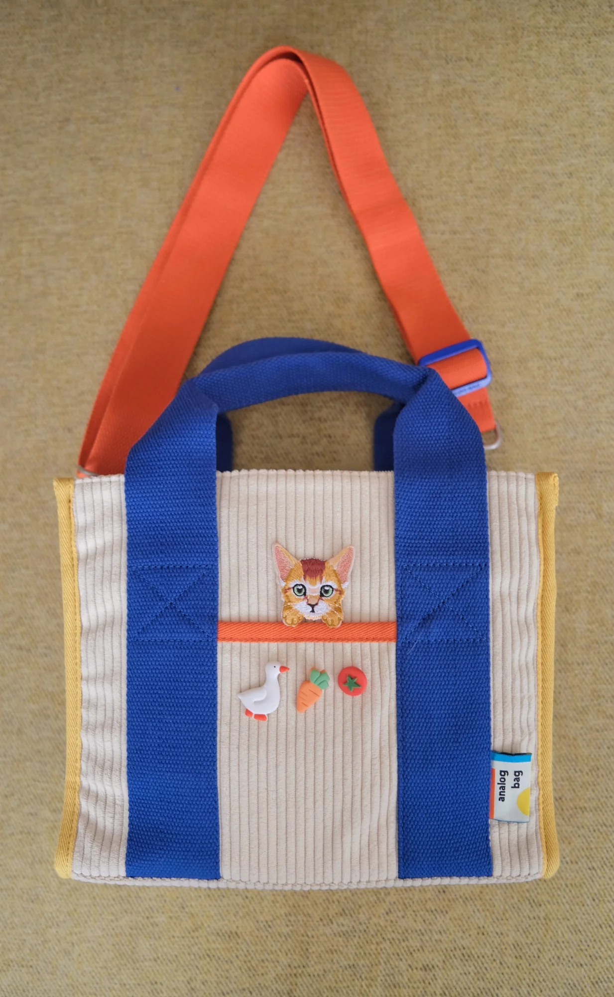 Analog No.29 Medium Tote Bag (Limited Edition) - Water Repellent Corduroy - Image 9