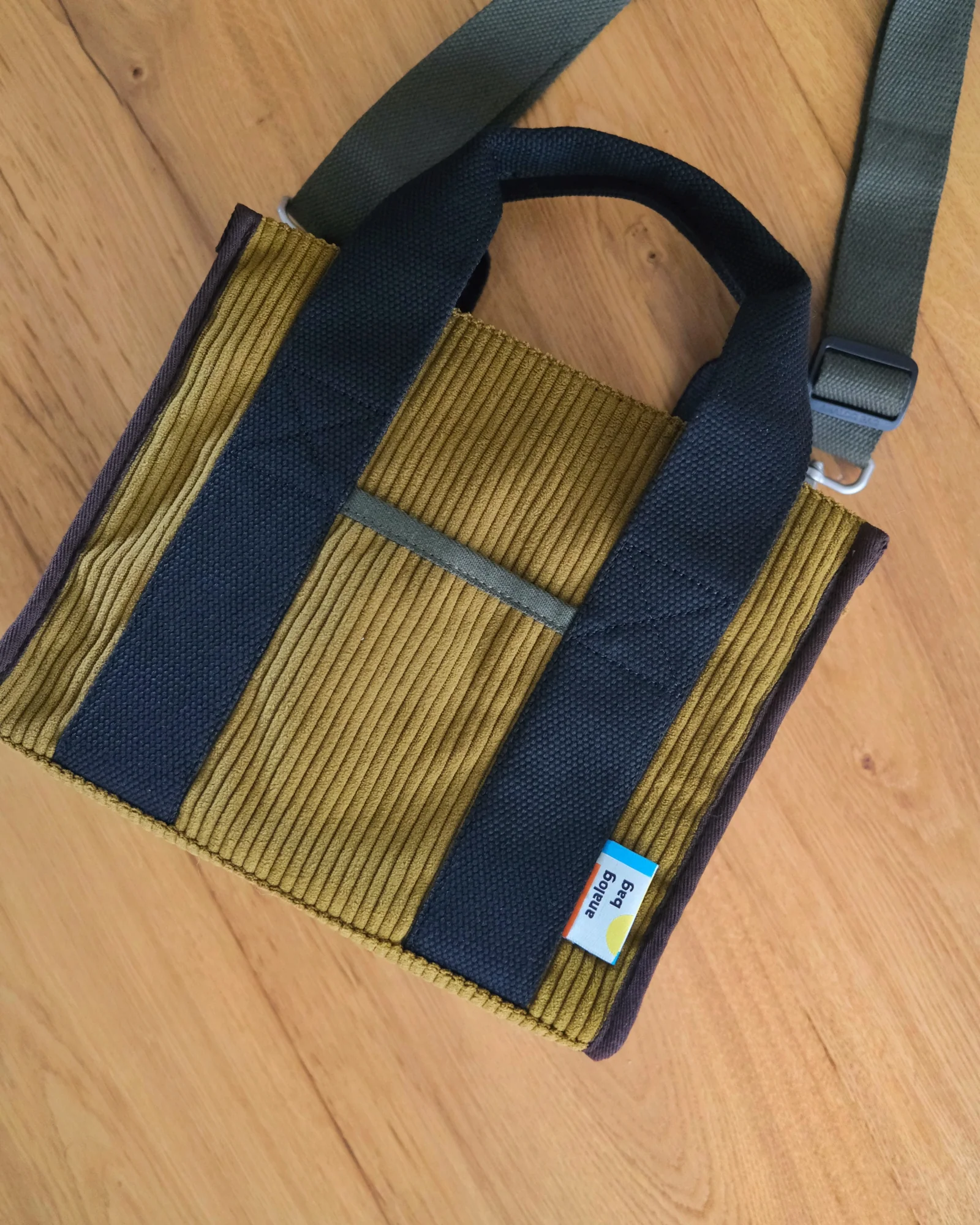 Analog No.31 Medium Tote Bag (Limited Edition) - Water Repellent Corduroy - Image 10