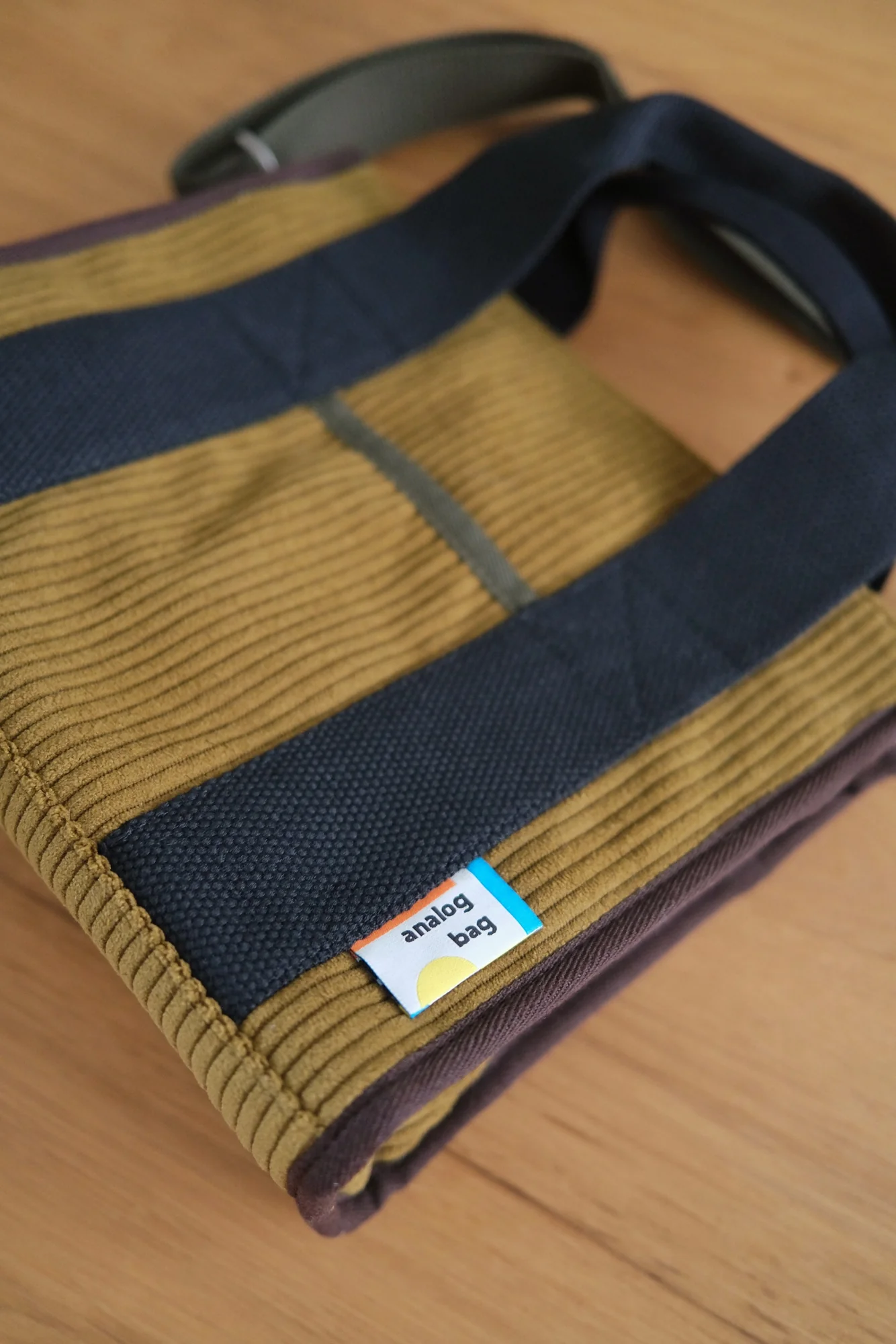 Analog No.31 Medium Tote Bag (Limited Edition) - Water Repellent Corduroy - Image 11