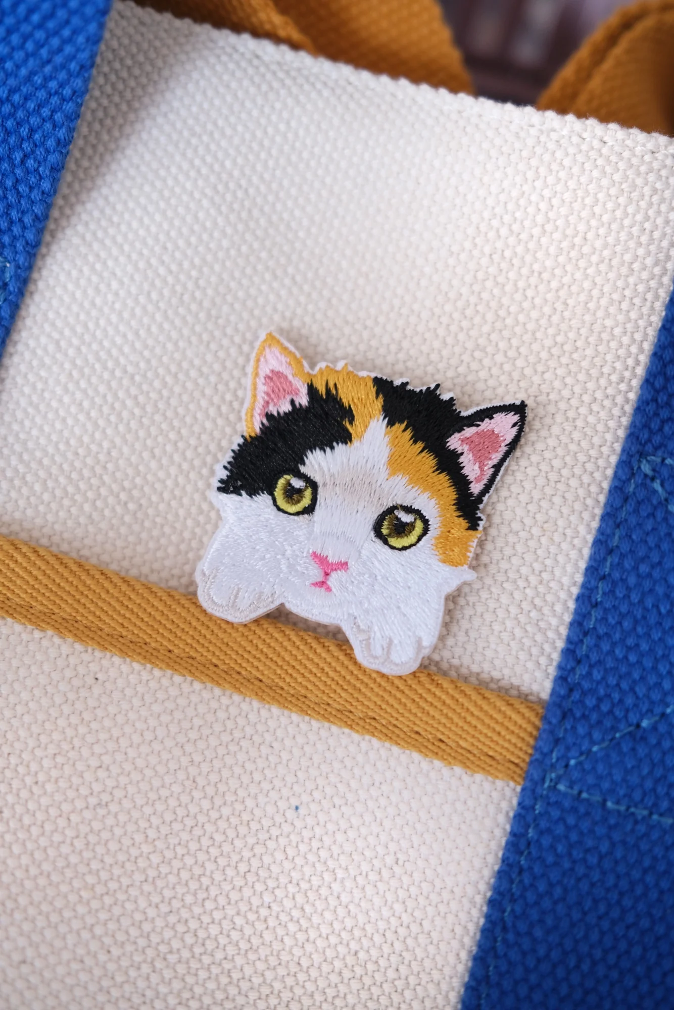 Calico Kitten Iron-on Patch - Image 2
