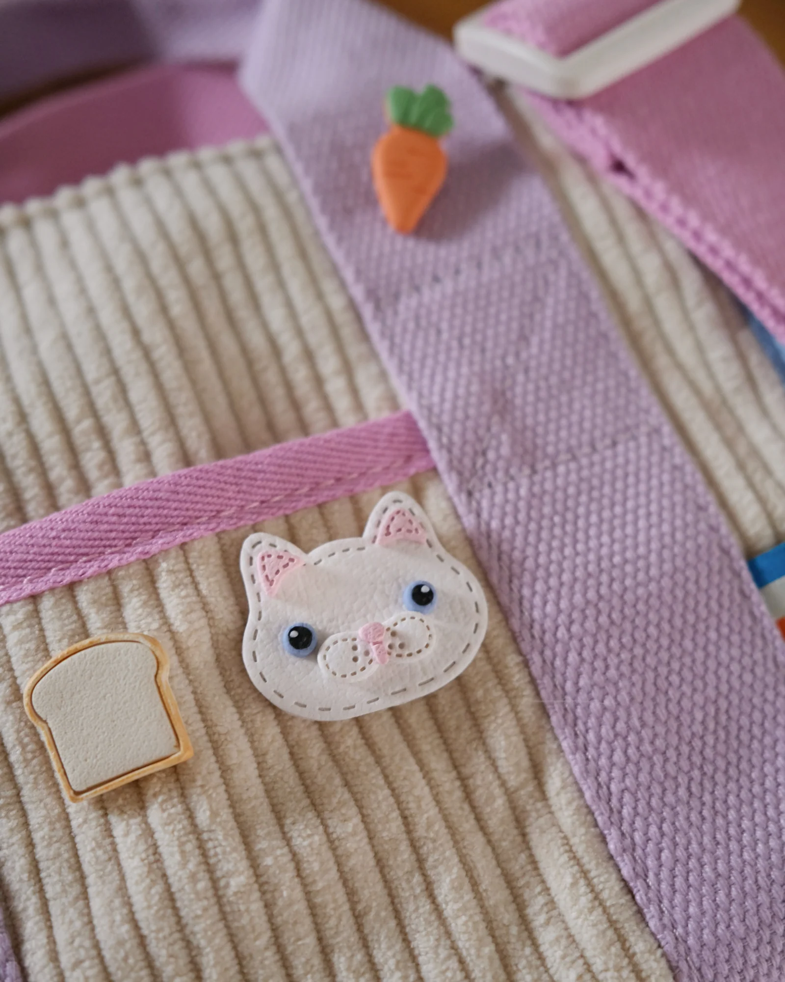 Cat Clay Bobbin - Image 24