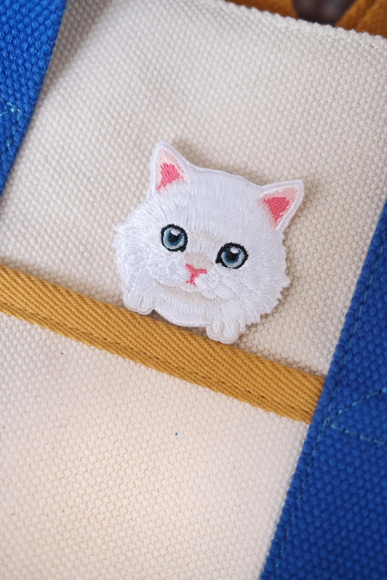 Chinchilla Kitten Iron-on Patch - Image 2
