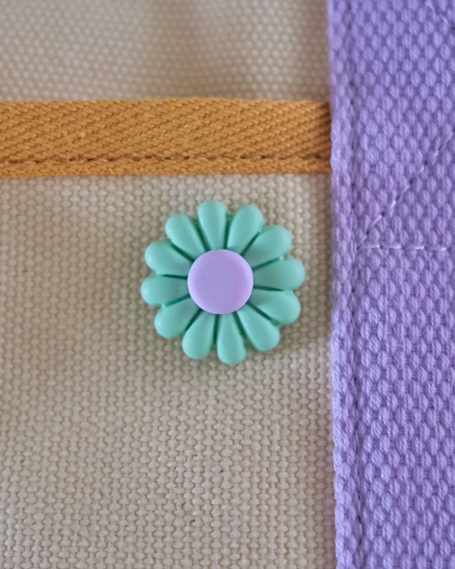 Daisy Bobbin - Image 37