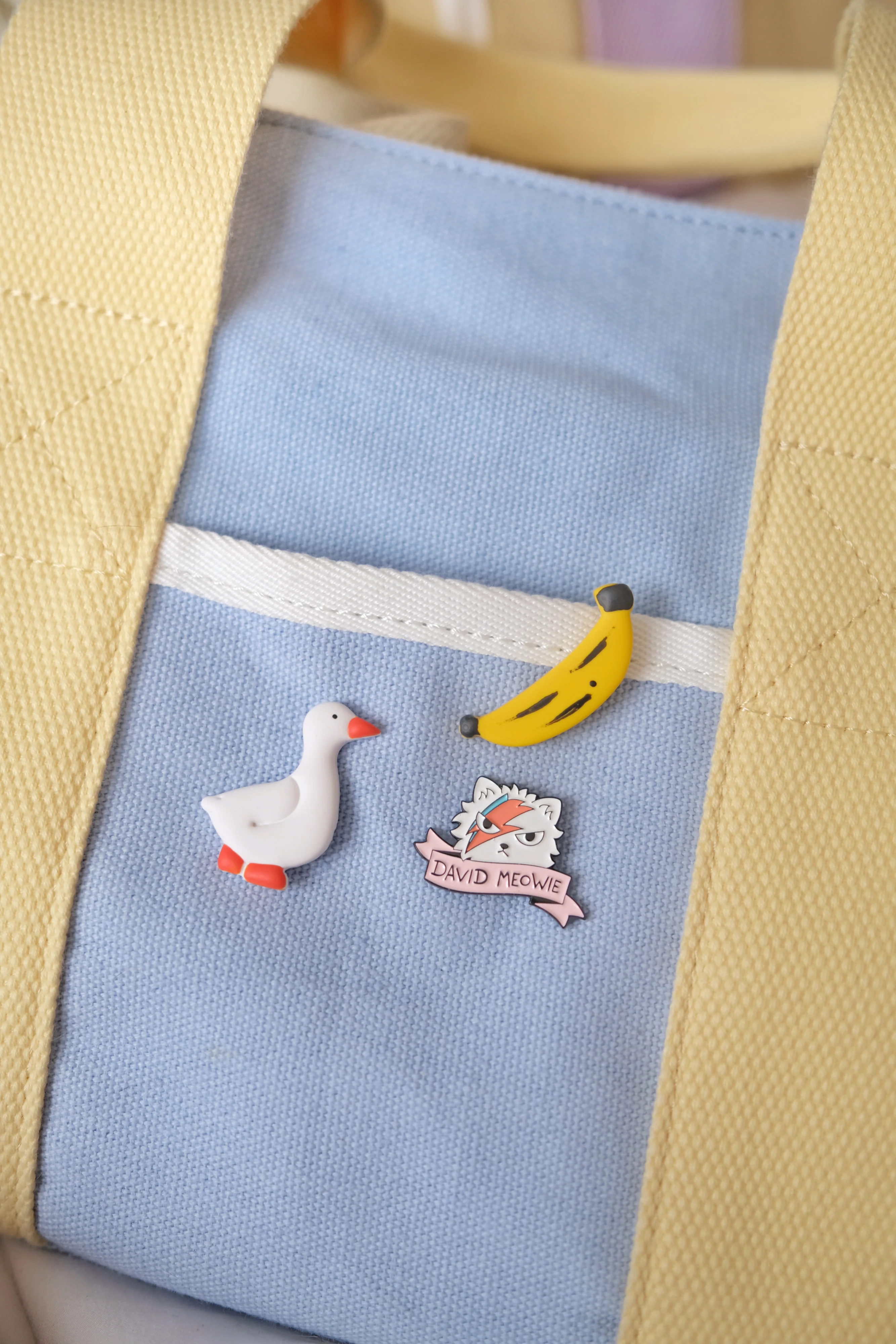 David Meowie Enamel Pin - Image 2