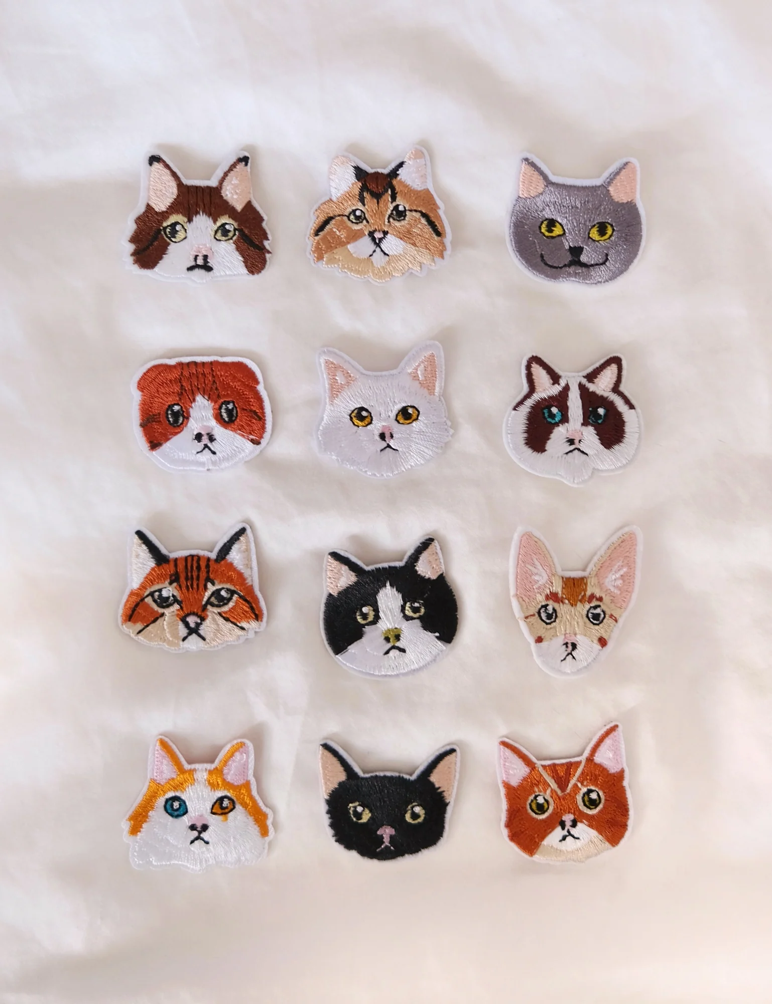 Heterochromia Cat Iron-on Patch - Image 3