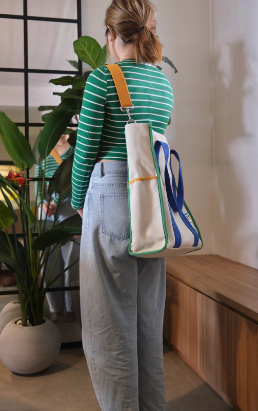 No.19 XL Laptop Tote (Water Repellent) - Fits up to 17” laptops - Image 5