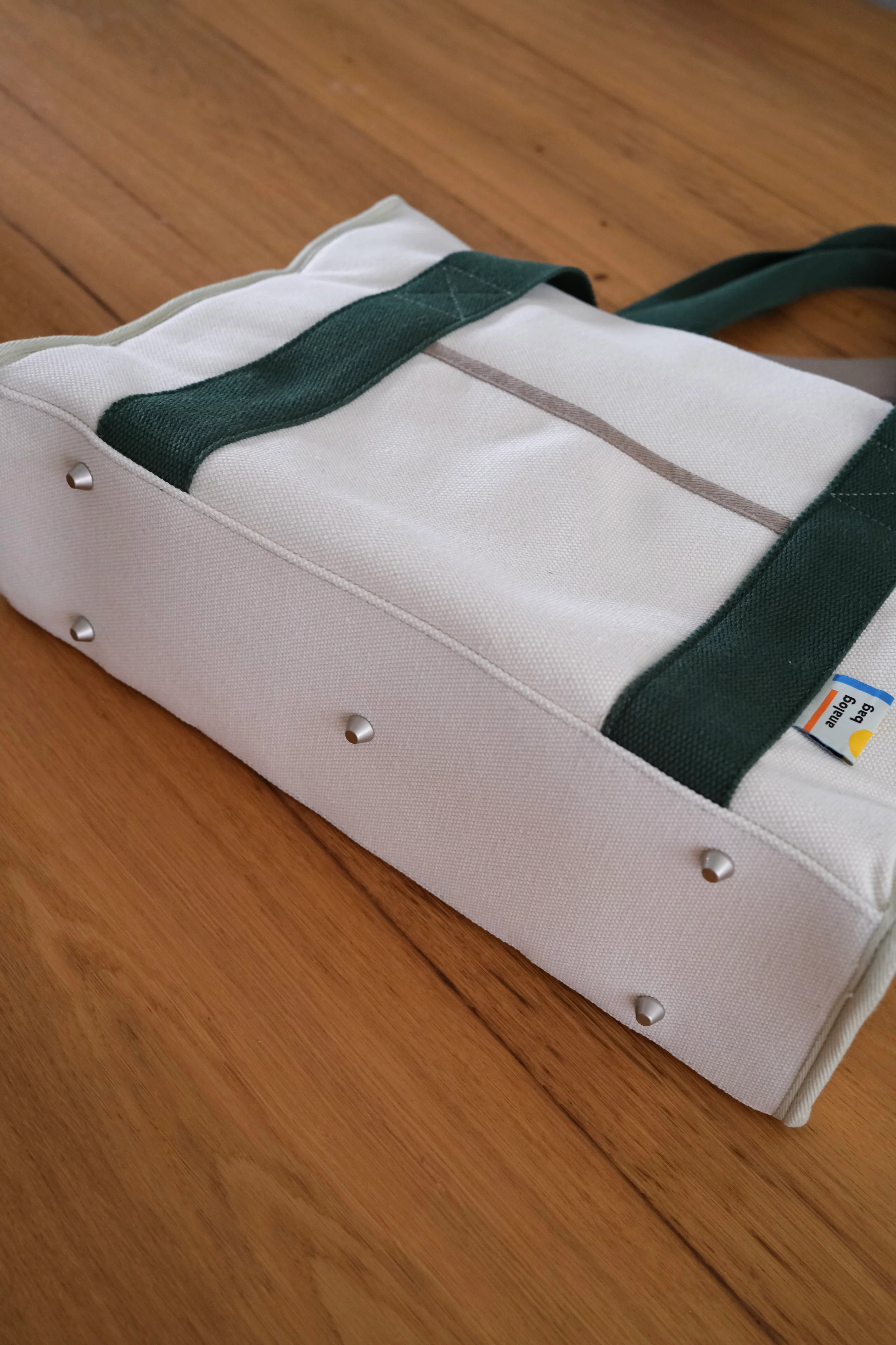 No.10 Laptop Tote V2 - Image 14
