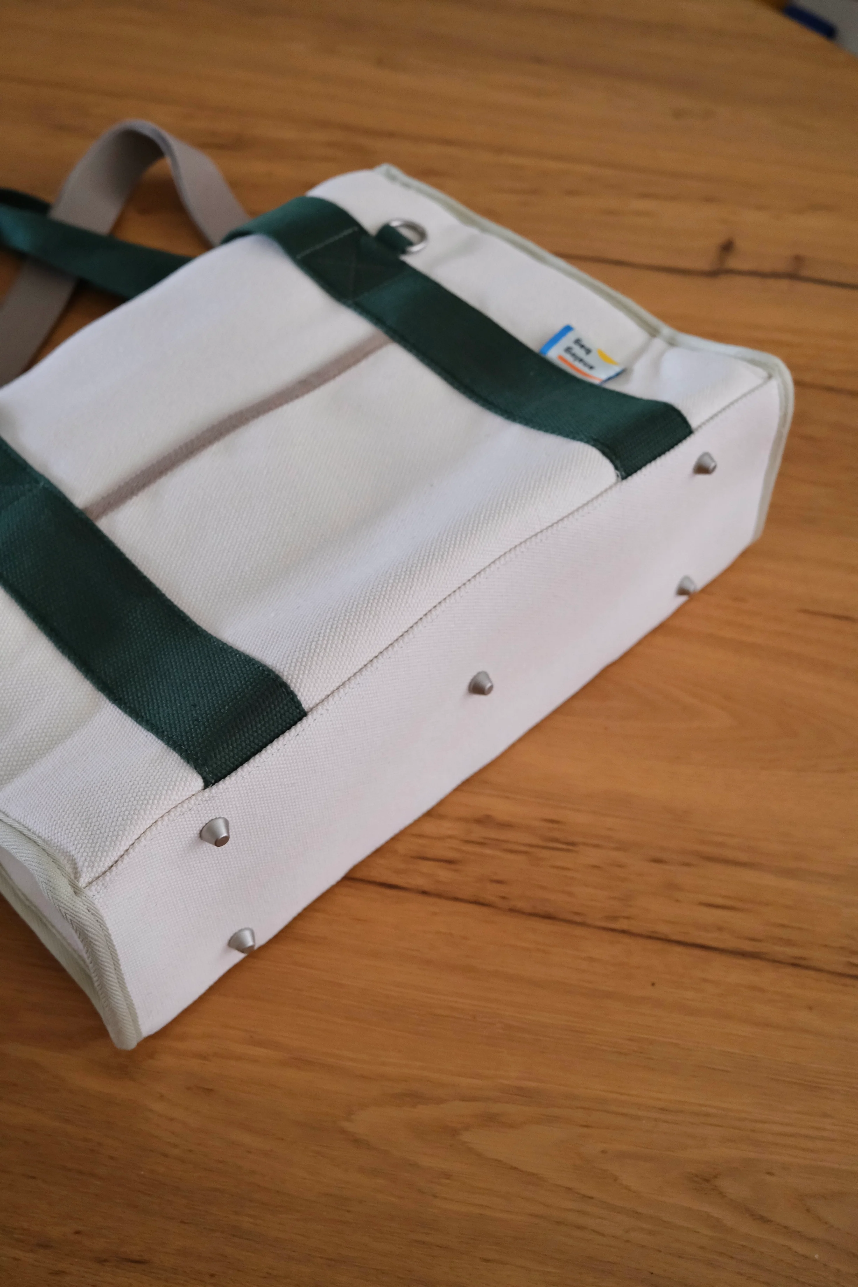 No.10 Laptop Tote V2 - Image 18