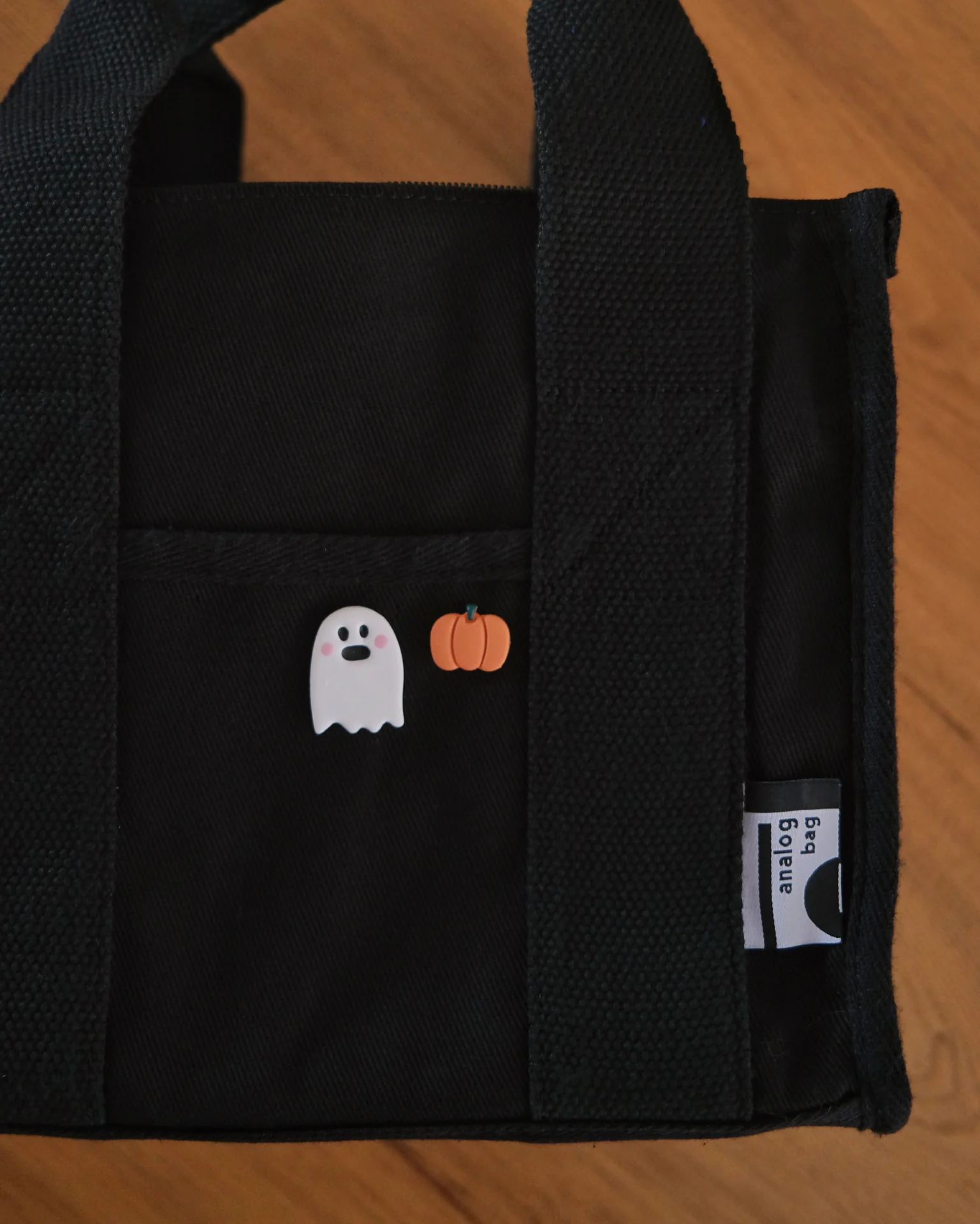 Shy Ghost Bobbin - Image 2