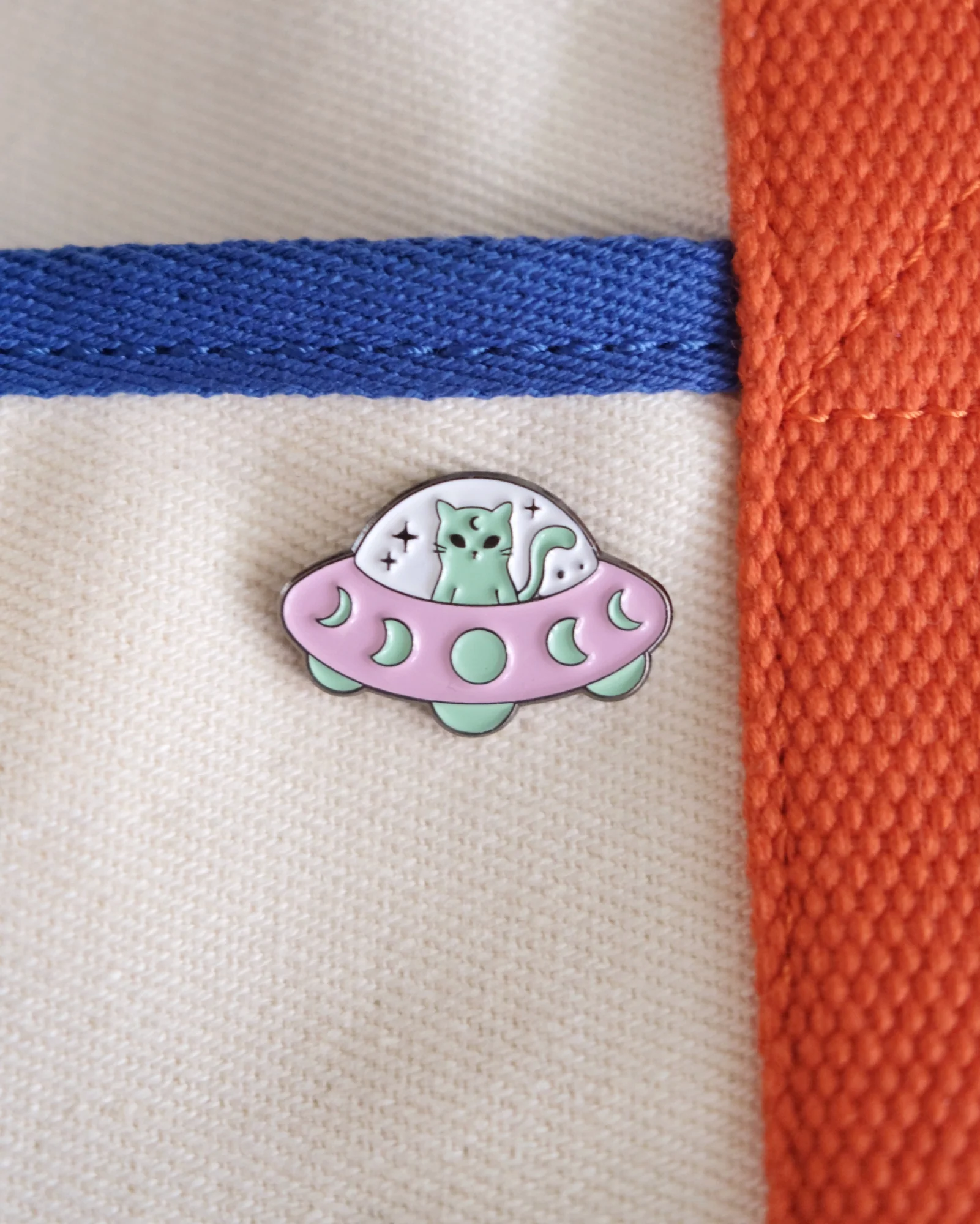 Space Ship Cat Enamel Pin - Image 7
