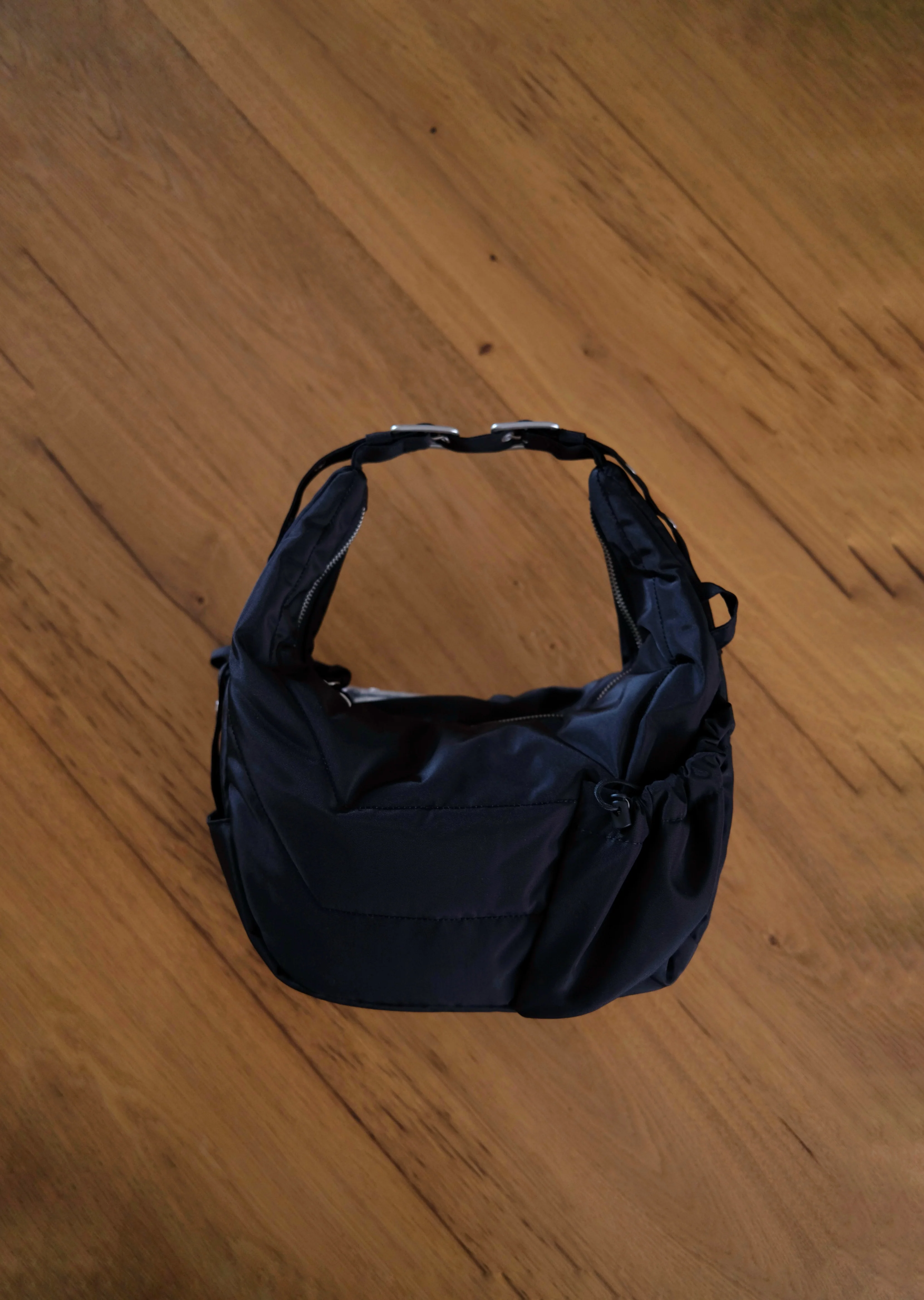 The Medium Utility Bag - Noir - Image 11