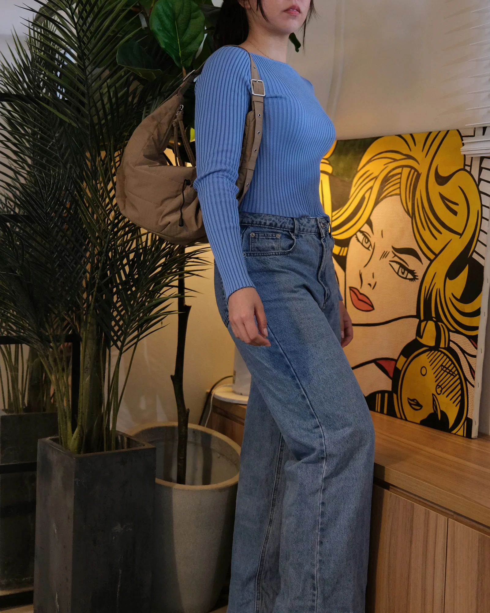 The Medium Utility Bag - Chai - Image 4