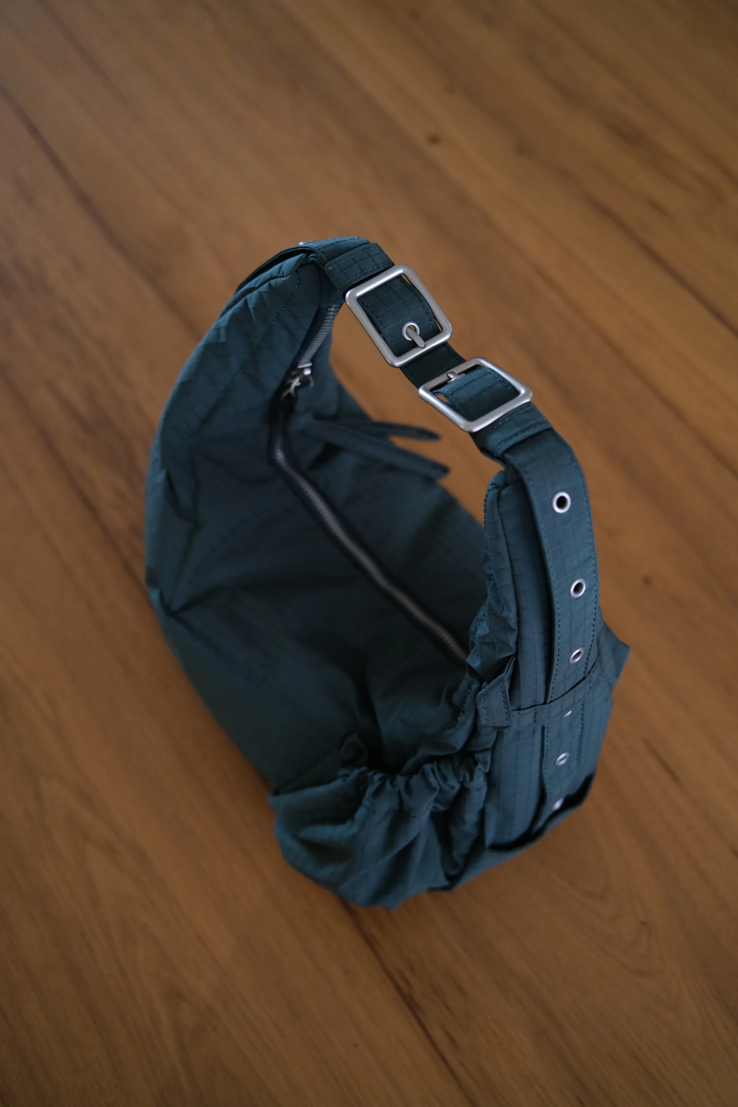 The Medium Utility Bag - Pine - Image 13