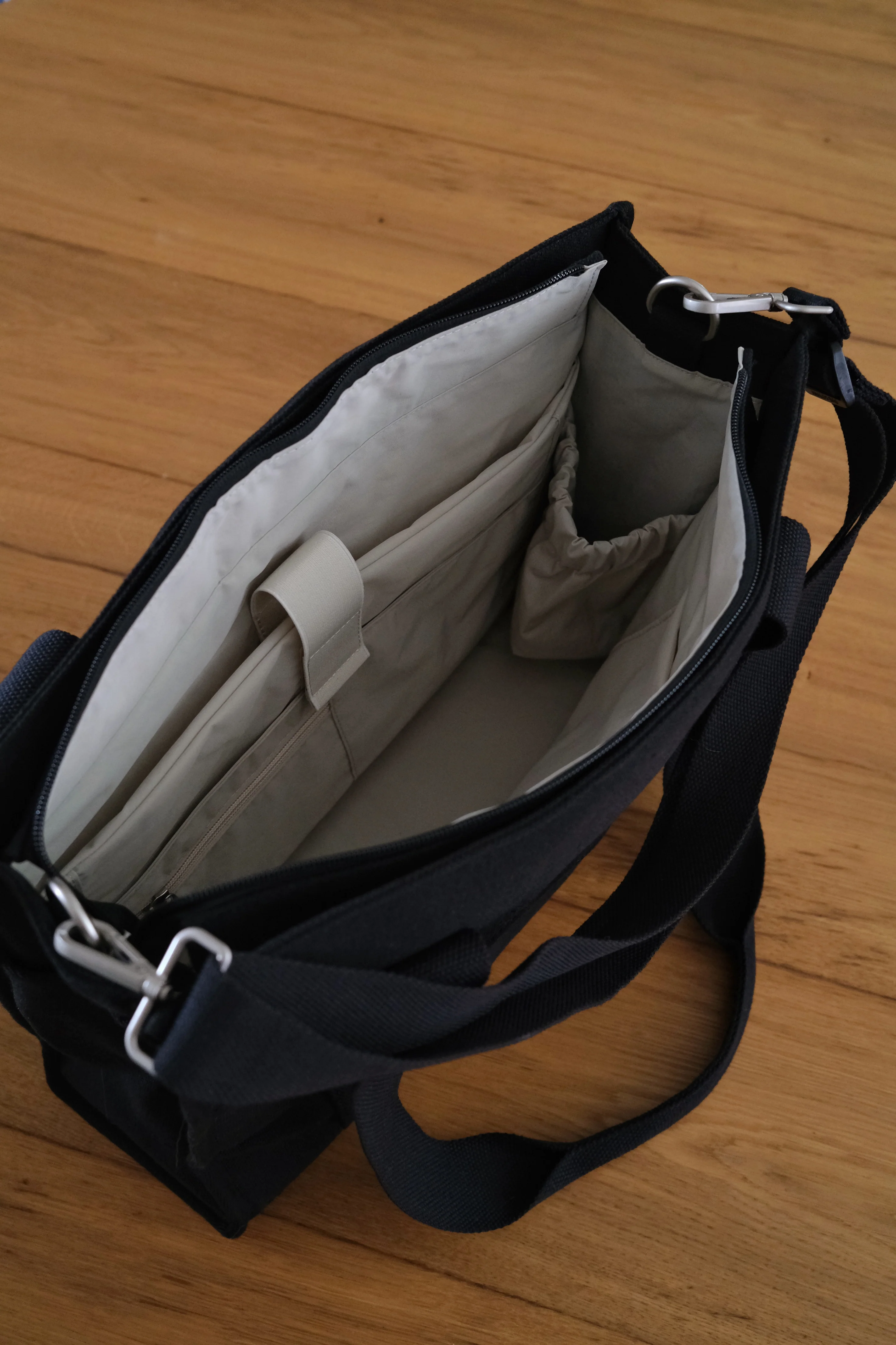 The Black Laptop Tote V2 - Image 8