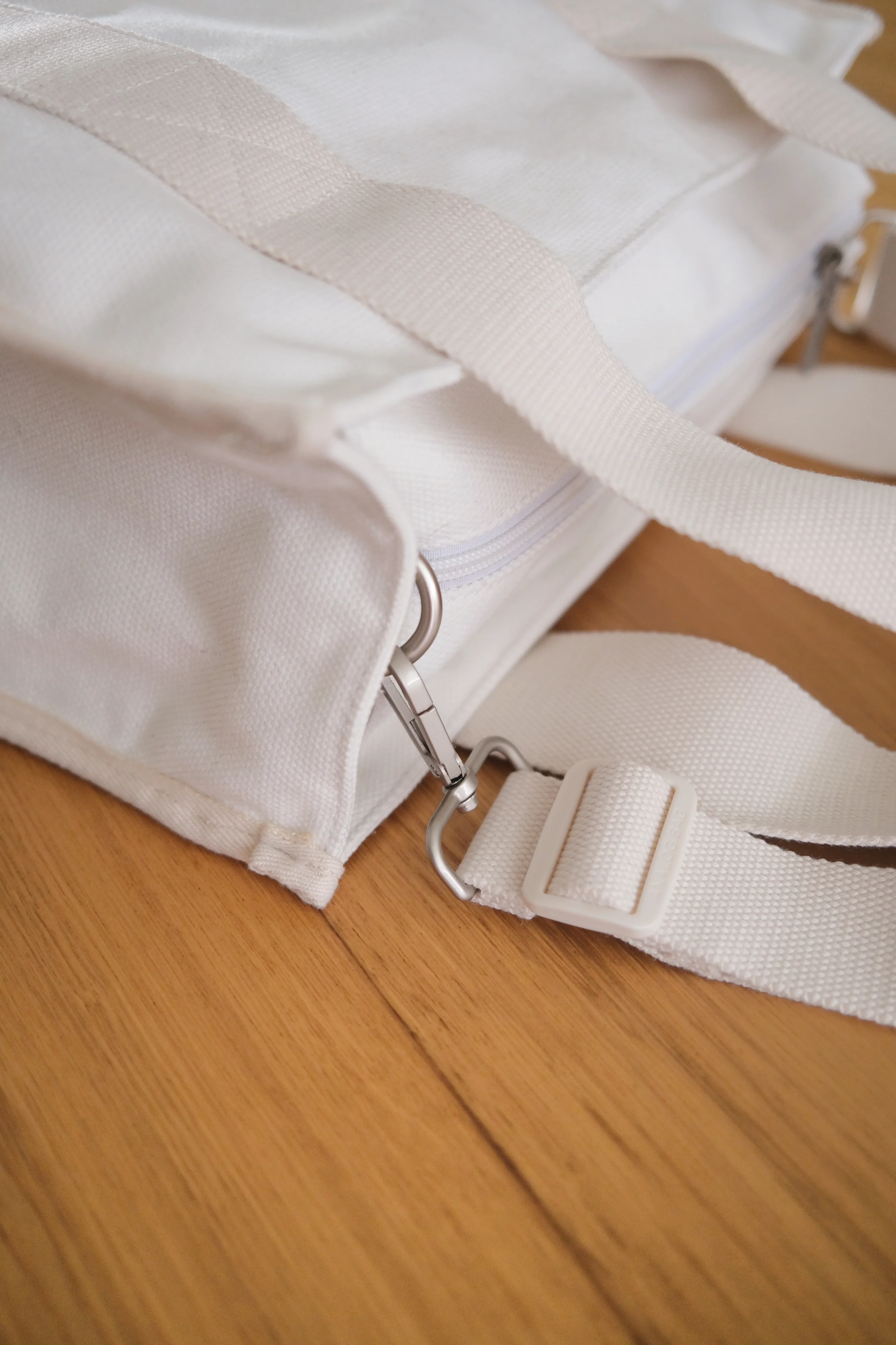 The Off-White XL Laptop Tote (Water Repellent) - Fits up to 17” laptops - Image 15
